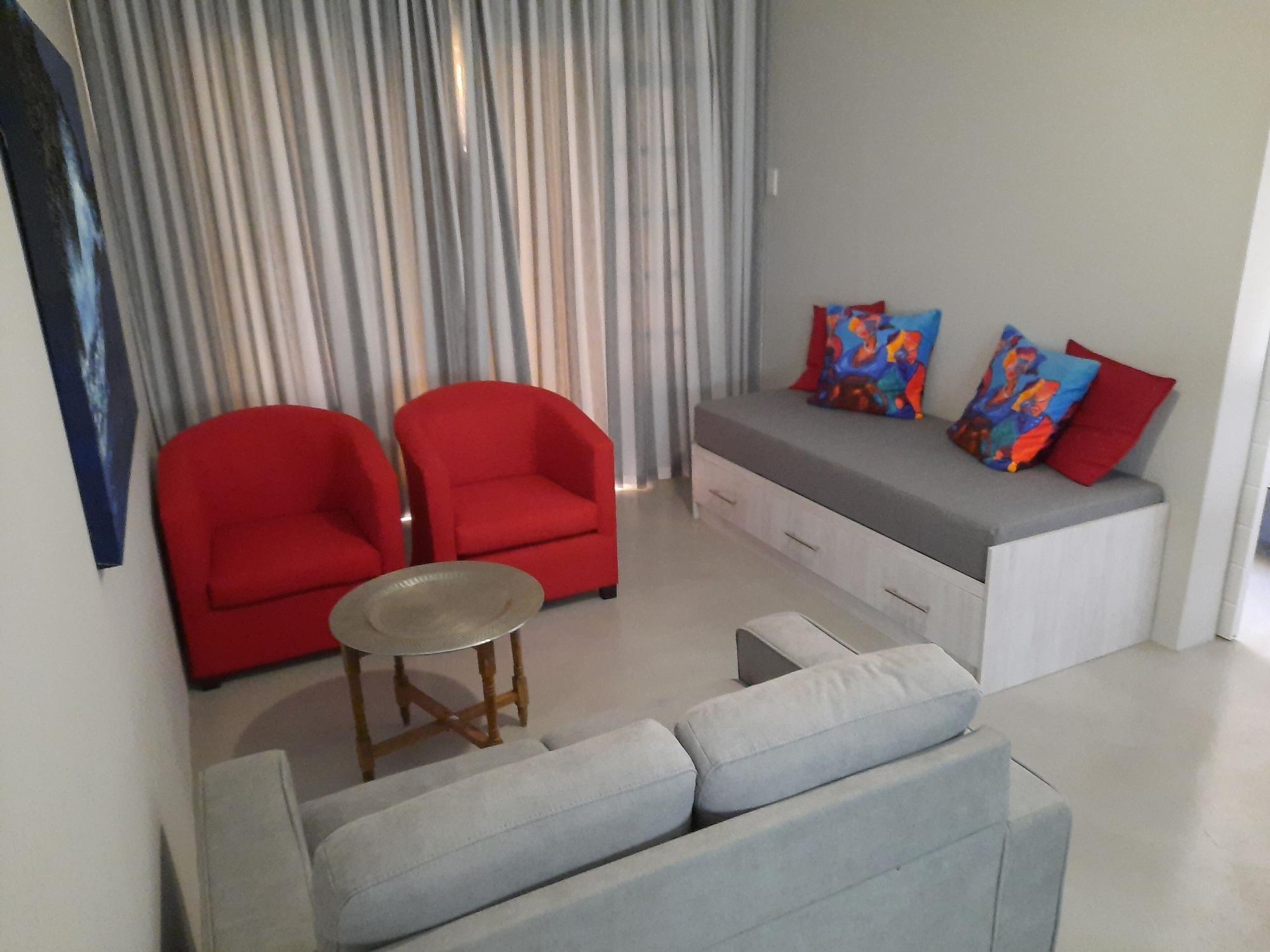 Lavender Manor Guest Lodge Hermanus Bagian luar foto