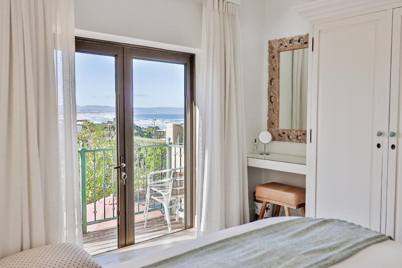 Lavender Manor Guest Lodge Hermanus Bagian luar foto