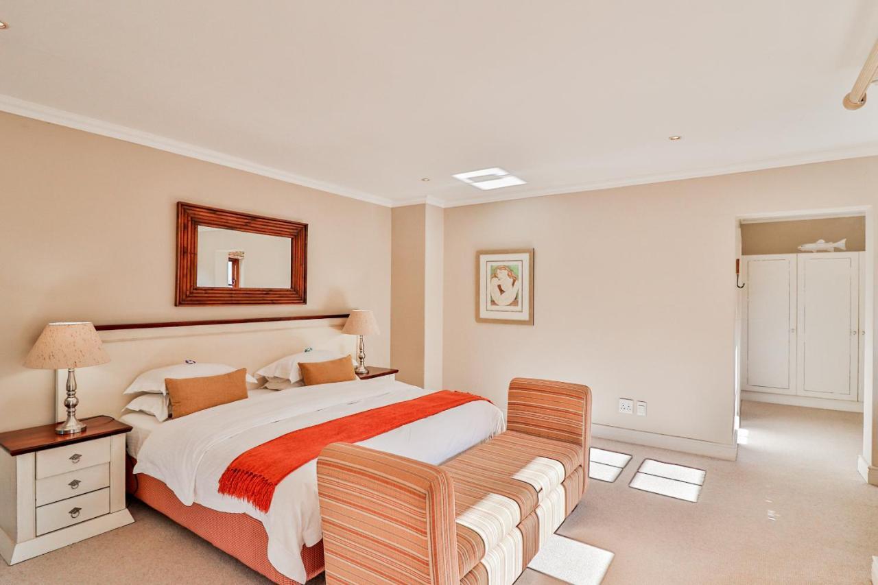 Lavender Manor Guest Lodge Hermanus Bagian luar foto