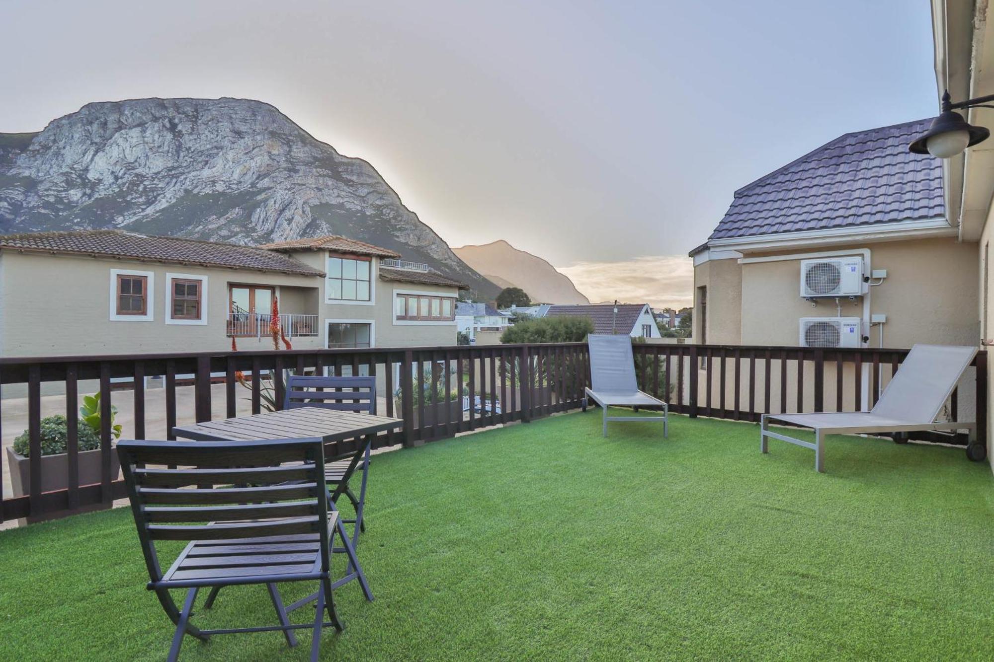 Lavender Manor Guest Lodge Hermanus Ruang foto