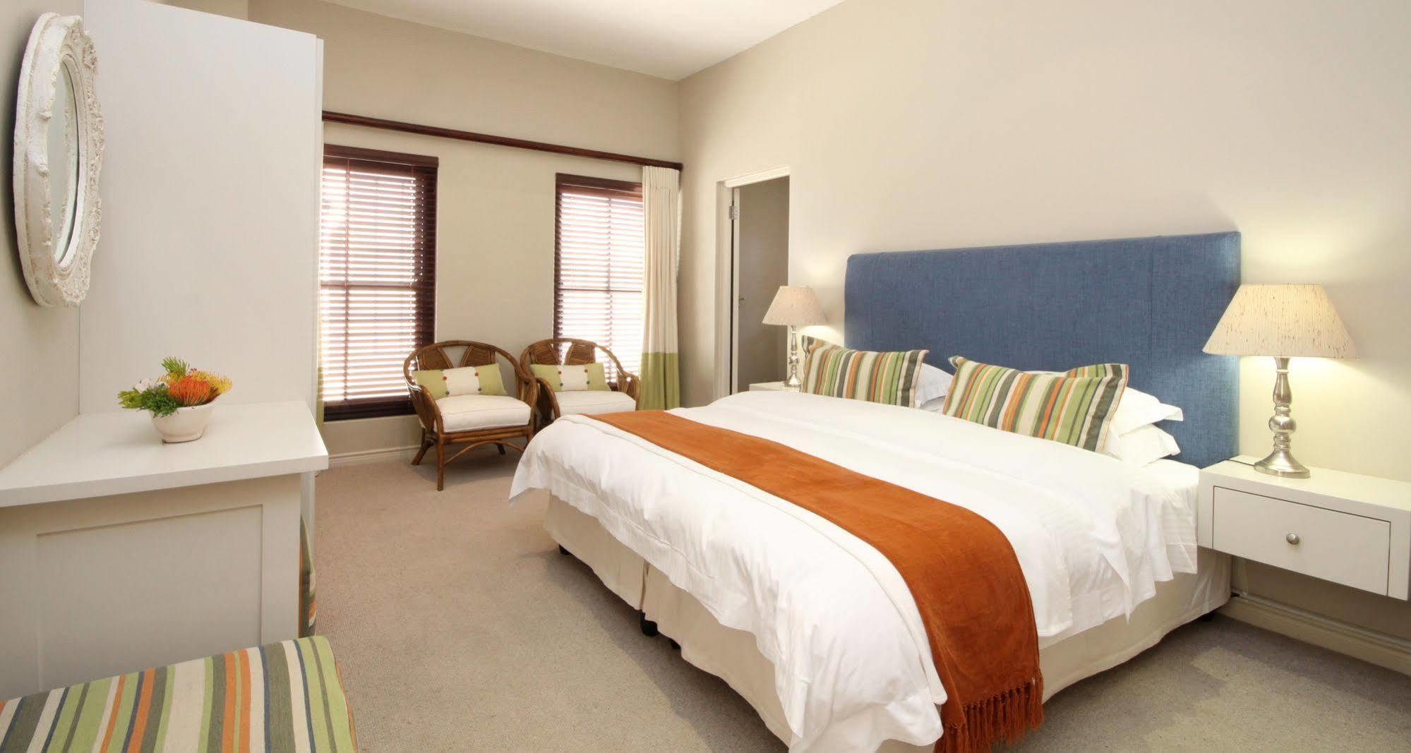 Lavender Manor Guest Lodge Hermanus Bagian luar foto