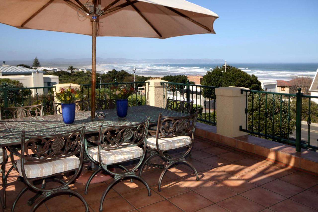 Lavender Manor Guest Lodge Hermanus Bagian luar foto