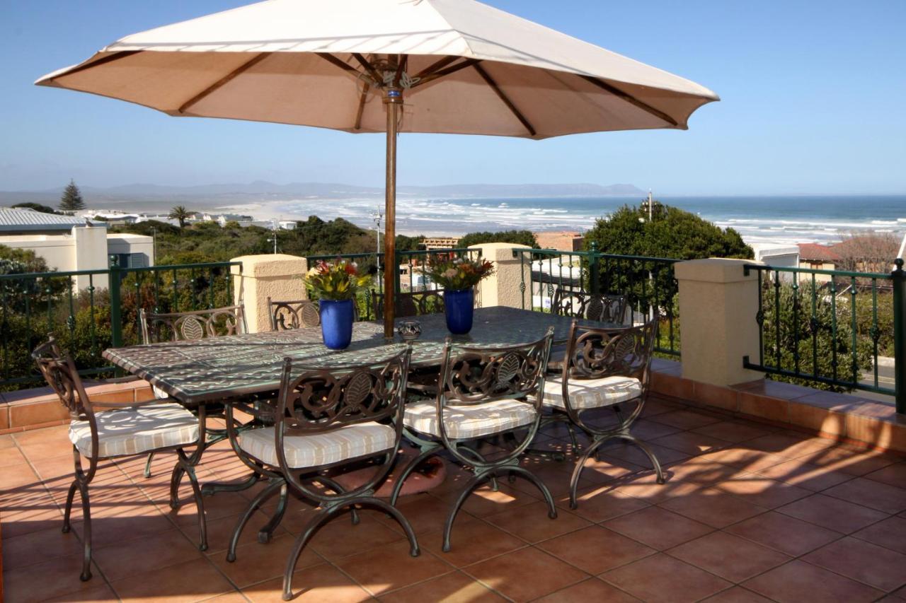 Lavender Manor Guest Lodge Hermanus Bagian luar foto