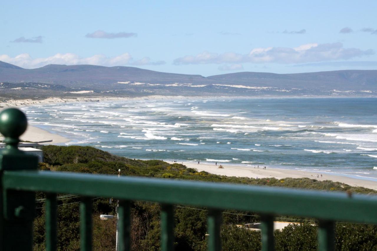 Lavender Manor Guest Lodge Hermanus Bagian luar foto